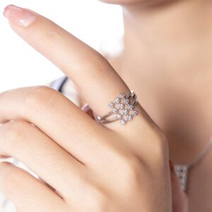 Amato Jewels premium white gold plated ring with 5A cubic zirconia